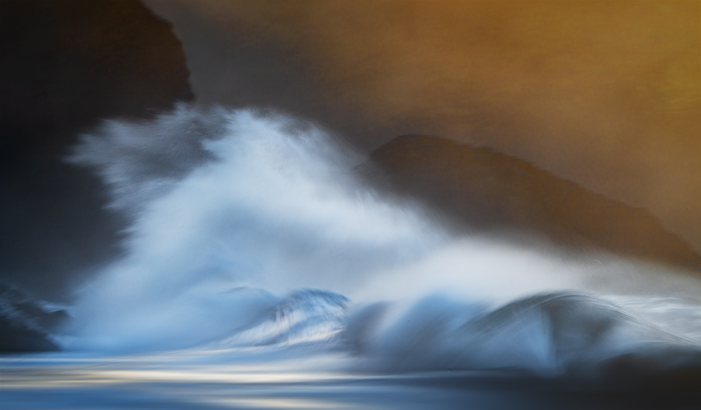 Whispering Waves by Jan Eklof (Group 20)